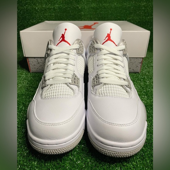 Jordan 4 - Picture 5 of 6